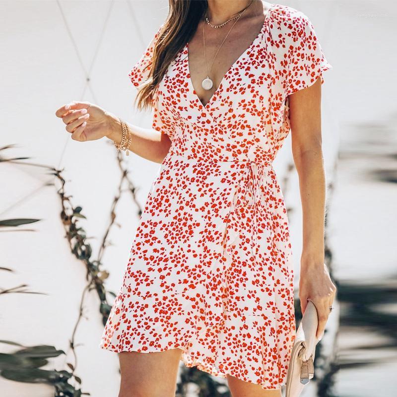 Casual Dresses Women' V-Neck Printed Sexy Open Chest Lace-Up Fashion Dress Red
Casual Dresses Women' V-Neck Printed Sexy Open Chest Lace-Up Fashion Dress Red
