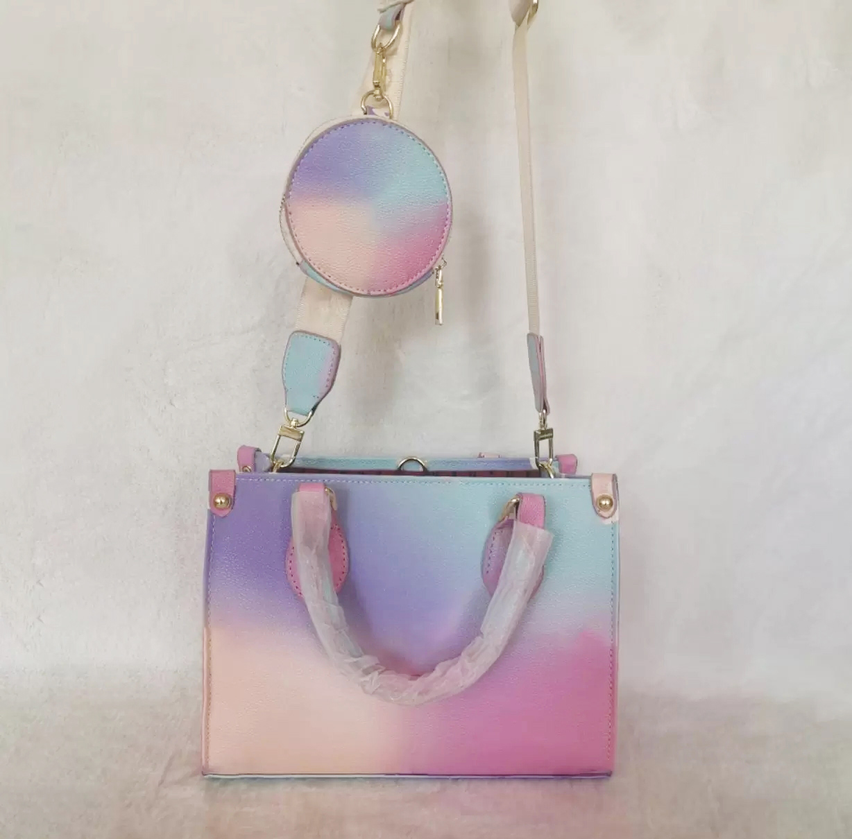 Women Luxurys Designers shoulder bag ON THE GO Onthego Top Crossbody Bags SPRING IN THE CITY Womens Handbags Purse Tote Bag Pu Leather Shopping Big Purs 40996, Mix color
Women Luxurys Designers shoulder bag ON THE GO Onthego Top Crossbody Bags SPRING IN THE CITY Womens Handbags Purse Tote Bag Pu Leather Shopping Big Purs 40996, Mix color