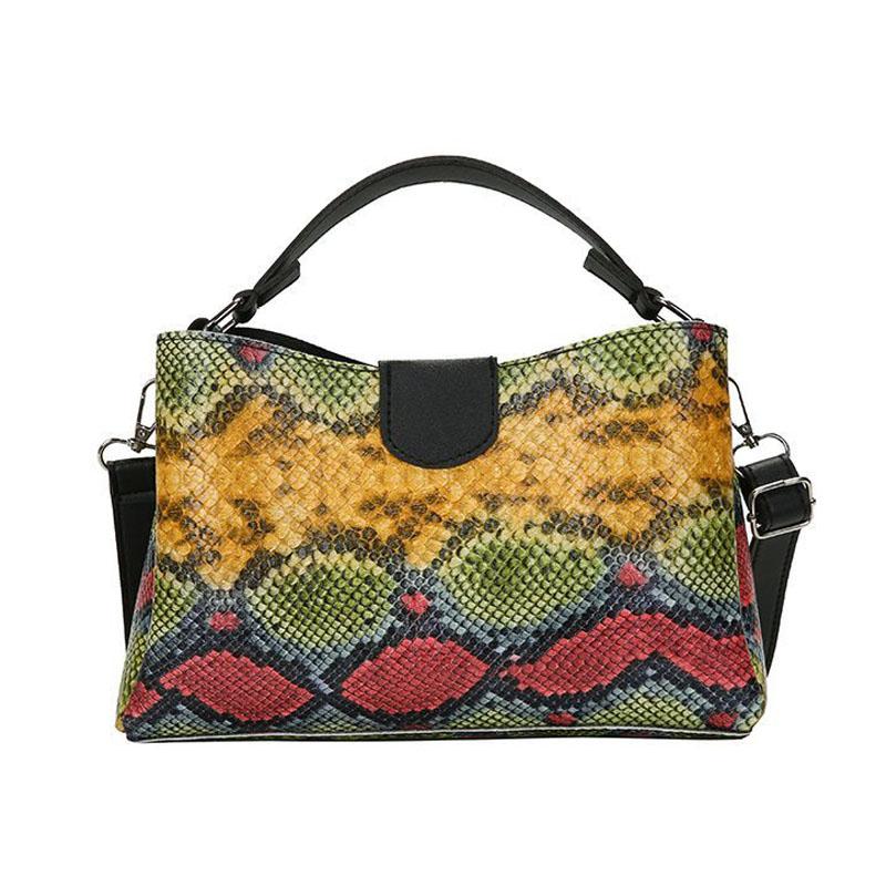 Evening Bags THREEPEAS Fashion Small Shoulder Bag Ladies Snake Pattern Party Clutch Purses Women Casual Messenger Sac A Main, Blue
Evening Bags THREEPEAS Fashion Small Shoulder Bag Ladies Snake Pattern Party Clutch Purses Women Casual Messenger Sac A Main, Blue