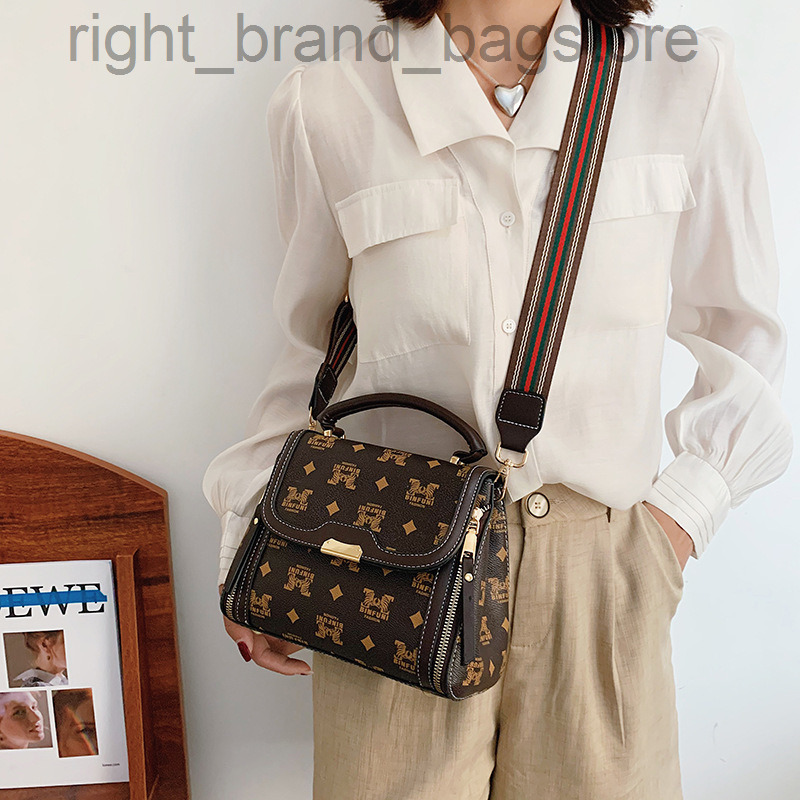 Women's Bags 2022 New Fashion Print Versatile Large Capacity Ladies PU Wide Strap One Shoulder Crossbody Bag Handbags W220805, Ivory
Women's Bags 2022 New Fashion Print Versatile Large Capacity Ladies PU Wide Strap One Shoulder Crossbody Bag Handbags W220805, Ivory