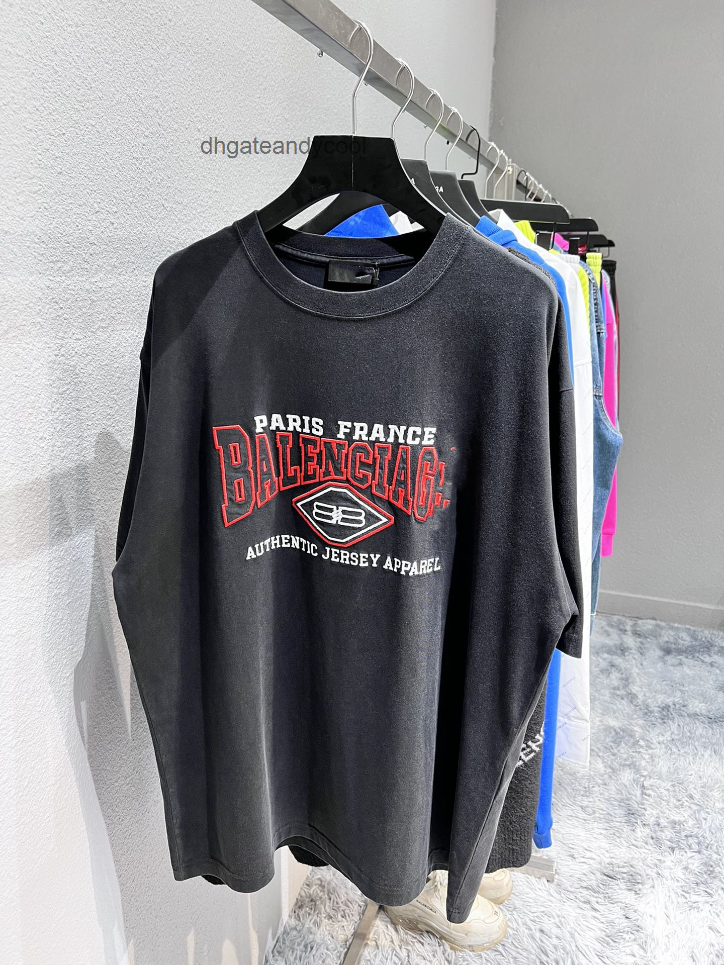 Mens Sweatshirts designer Tshirts balencigas T Shirts High version 22ssb home front BB English letter embroidery YQYE, White
Mens Sweatshirts designer Tshirts balencigas T Shirts High version 22ssb home front BB English letter embroidery YQYE, White