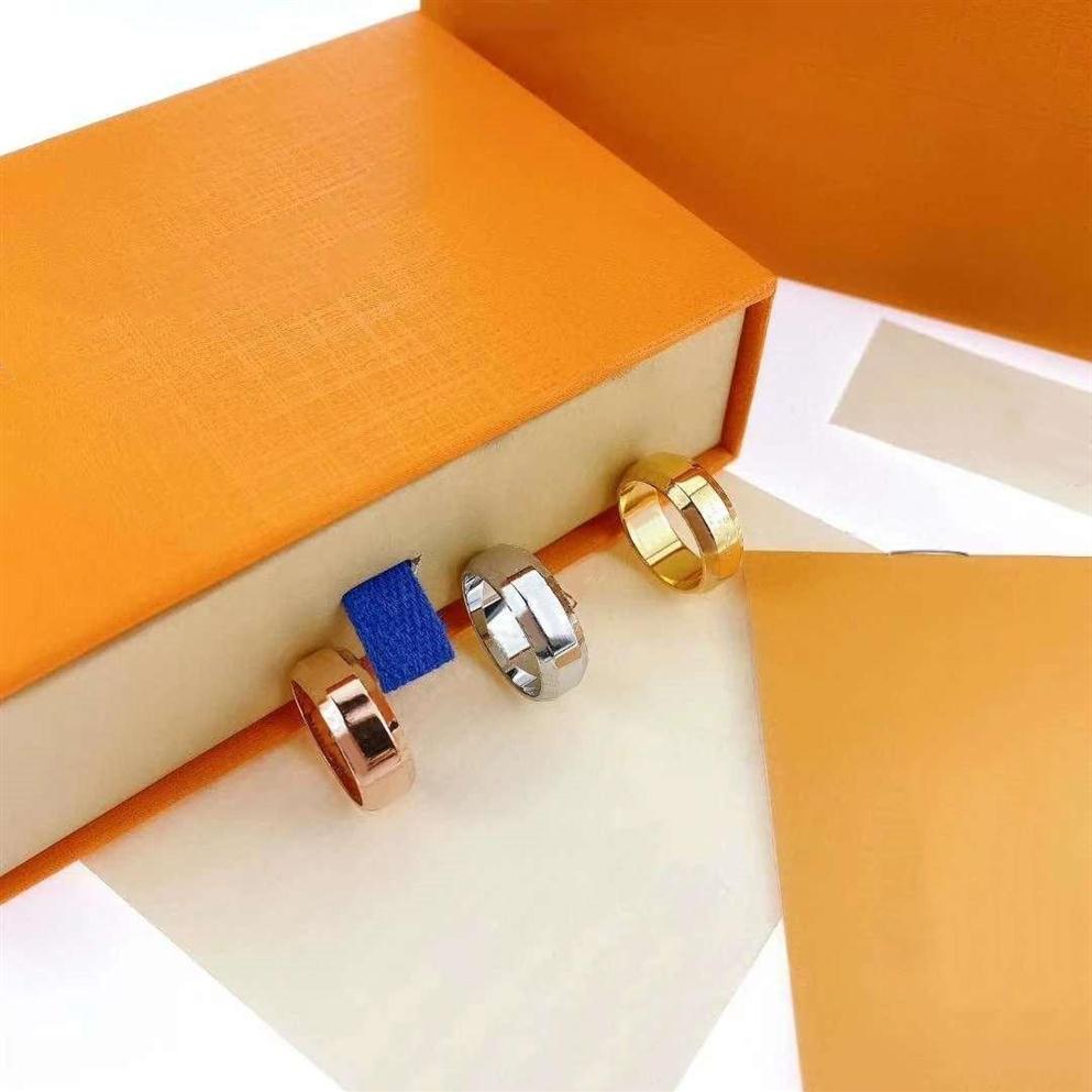 2022 Top Quality Extravagant Love Ring Gold Silver Rose Colors Luxury Stainless Steel Couple Rings Fashion Women Designer Jewelry original packaging
2022 Top Quality Extravagant Love Ring Gold Silver Rose Colors Luxury Stainless Steel Couple Rings Fashion Women Designer Jewelry original packaging