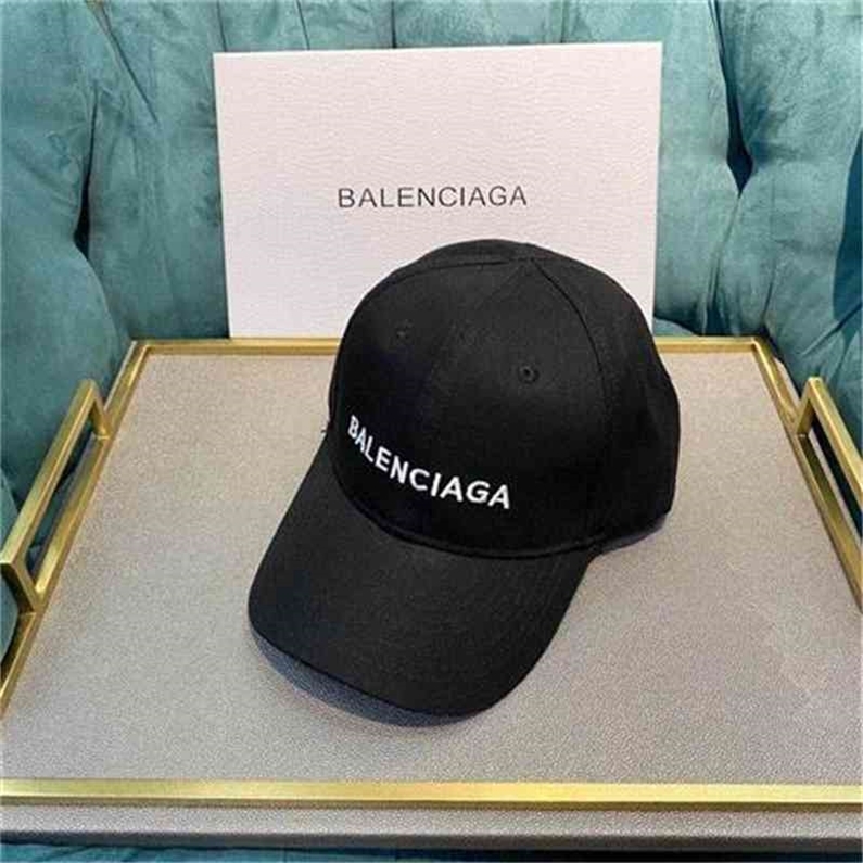 Chao Brand B family baseball cap letter embroidery versatile cap Korean fashion sunshade hat men's and women's same summers, High version bal black embroidered white
Chao Brand B family baseball cap letter embroidery versatile cap Korean fashion sunshade hat men's and women's same summers, High version bal black embroidered white