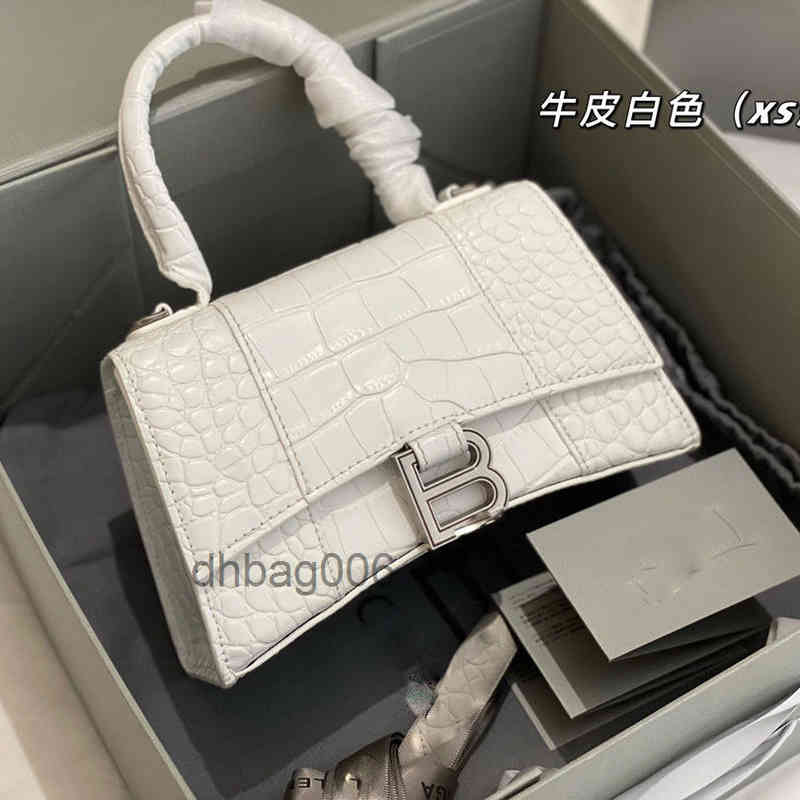 Handbags Designer Bag balencaiga's Leather Female 2022 Hourglass Bags High Handbag Capacity Crocodile DVS4
Handbags Designer Bag balencaiga's Leather Female 2022 Hourglass Bags High Handbag Capacity Crocodile DVS4