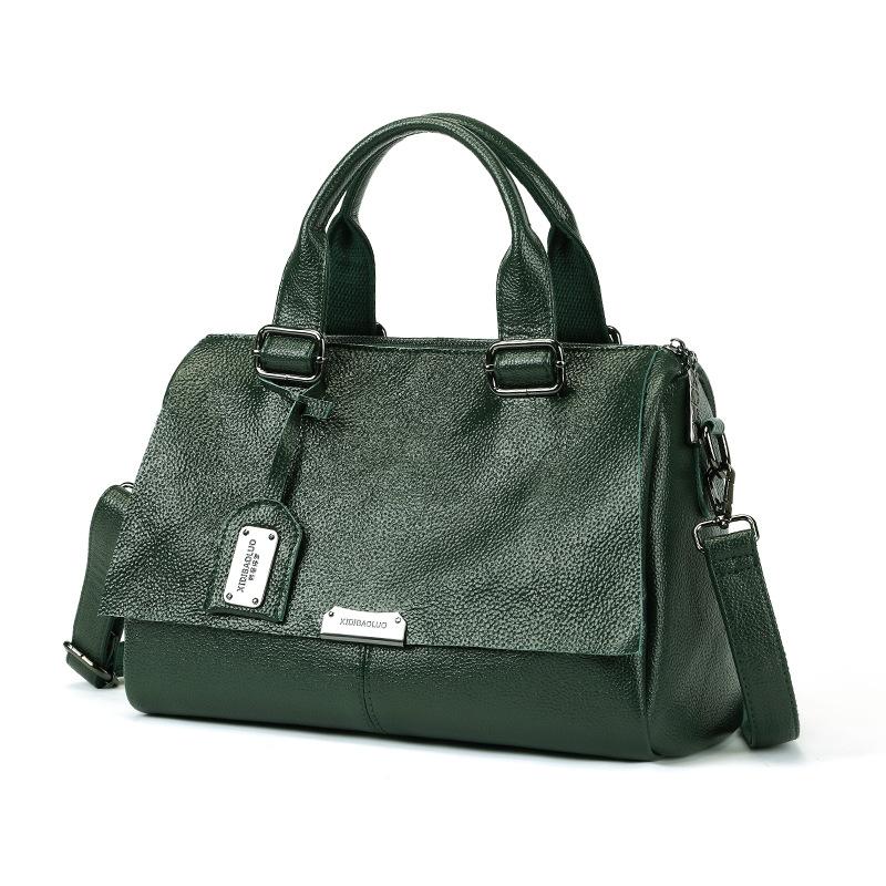 Evening Bags Large Capacity Luxury Designer Handbag For Women Pillow Boston Top Handle Ladies Leather Crossbody Messenger Bag Green
Evening Bags Large Capacity Luxury Designer Handbag For Women Pillow Boston Top Handle Ladies Leather Crossbody Messenger Bag Green