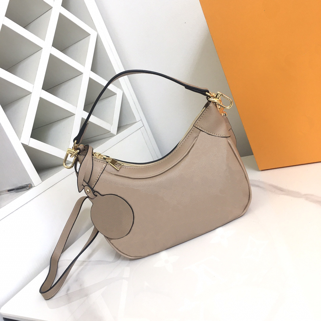 Embossed silk screen printing tote Women luxury shoulder Bags top quality Messenger Bag Leather Handbags Shell Wallet Purse Ladies Crossbody Bags, Box
Embossed silk screen printing tote Women luxury shoulder Bags top quality Messenger Bag Leather Handbags Shell Wallet Purse Ladies Crossbody Bags, Box