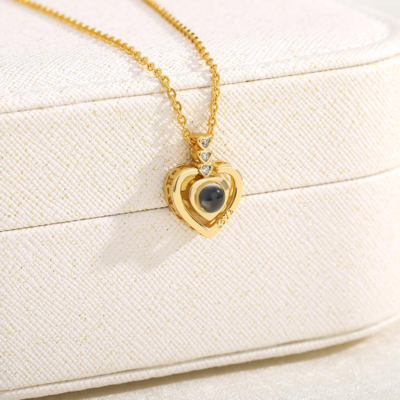 Pendant Necklaces Heart Projection Necklace 100 Language I Love You Choer Wedding Jewelry Bridesmaid Gifts Bijoux Femme
Pendant Necklaces Heart Projection Necklace 100 Language I Love You Choer Wedding Jewelry Bridesmaid Gifts Bijoux Femme