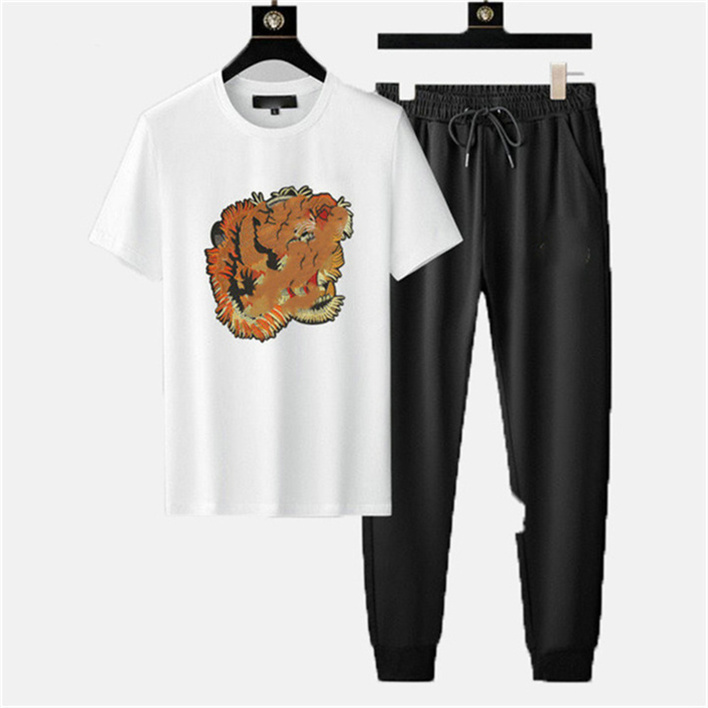 Mens Designers Tracksuit Set Running 2022 Fashion Men Tracksuits Letter Slim Clothing Track Kit Casual Sports Short sleeve Suit Asian size DC16
Mens Designers Tracksuit Set Running 2022 Fashion Men Tracksuits Letter Slim Clothing Track Kit Casual Sports Short sleeve Suit Asian size DC16