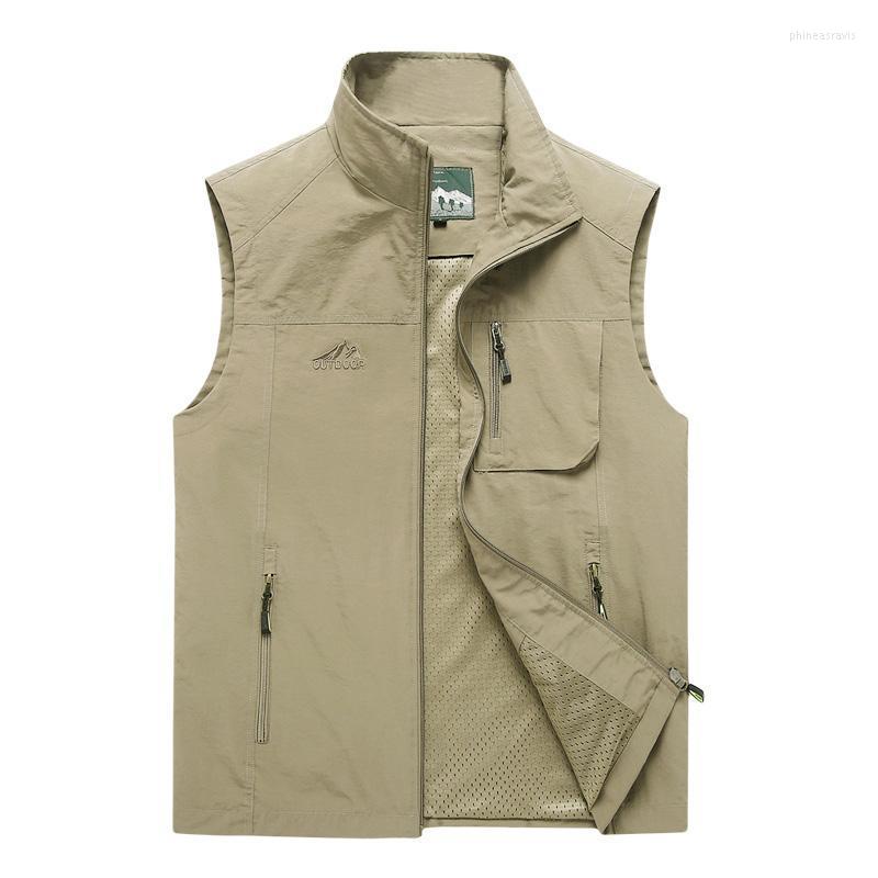Men's Vests Summer And Autumn Plus Size Men's Vest Multi-pocket Casual Stand Collar Jacket Pography Sleeveless 7XLMen's Phin22, Black
Men's Vests Summer And Autumn Plus Size Men's Vest Multi-pocket Casual Stand Collar Jacket Pography Sleeveless 7XLMen's Phin22, Black