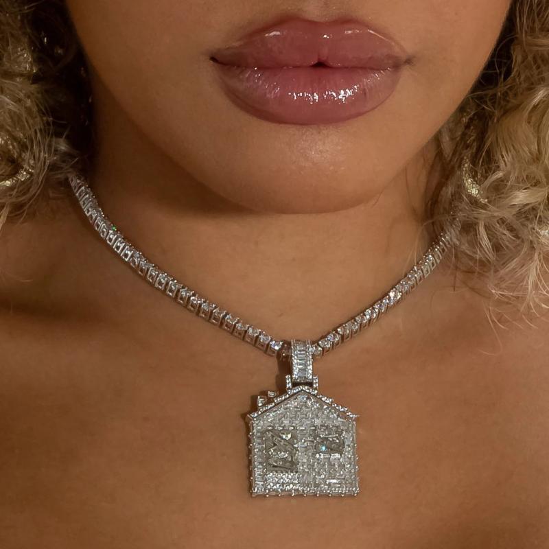 Chains High Quality Micro Pave Clear CZ House Pendant Necklace Iced Out Bling 5mm Tennis Chain For Women Men Charm Hip Hop JewelryChains
Chains High Quality Micro Pave Clear CZ House Pendant Necklace Iced Out Bling 5mm Tennis Chain For Women Men Charm Hip Hop JewelryChains