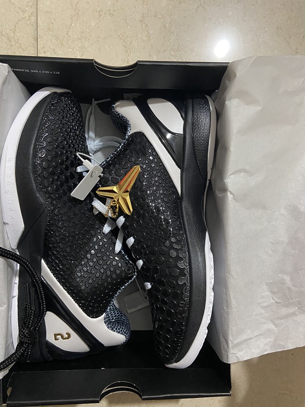 New Black Mamba 6 Mambacita Sweet 16 for sale 2022 top quality Metallic Gold basketball shoe store, 10
New Black Mamba 6 Mambacita Sweet 16 for sale 2022 top quality Metallic Gold basketball shoe store, 10