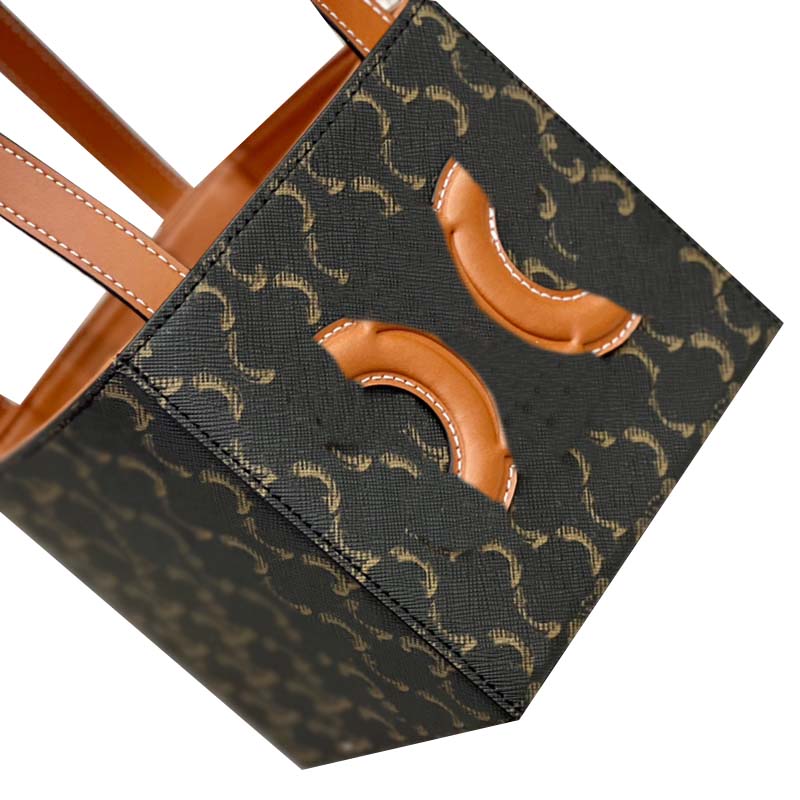 Mini Tote Bags Cube Handbags Trunk Wallets Shopping Bag Coin bag Canvas Leather Totes Purse Single Capacity Brown Classic Badge, Just a box
Mini Tote Bags Cube Handbags Trunk Wallets Shopping Bag Coin bag Canvas Leather Totes Purse Single Capacity Brown Classic Badge, Just a box