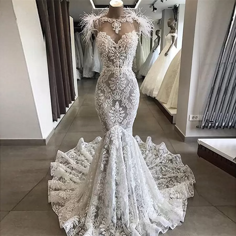 Gorgeous Mermaid Lace Wedding Dresses Bridal Gown With Feather Pearls Beaded Sweep Train Custom Made Plus Size Sexy Backless Vestidos De Novia