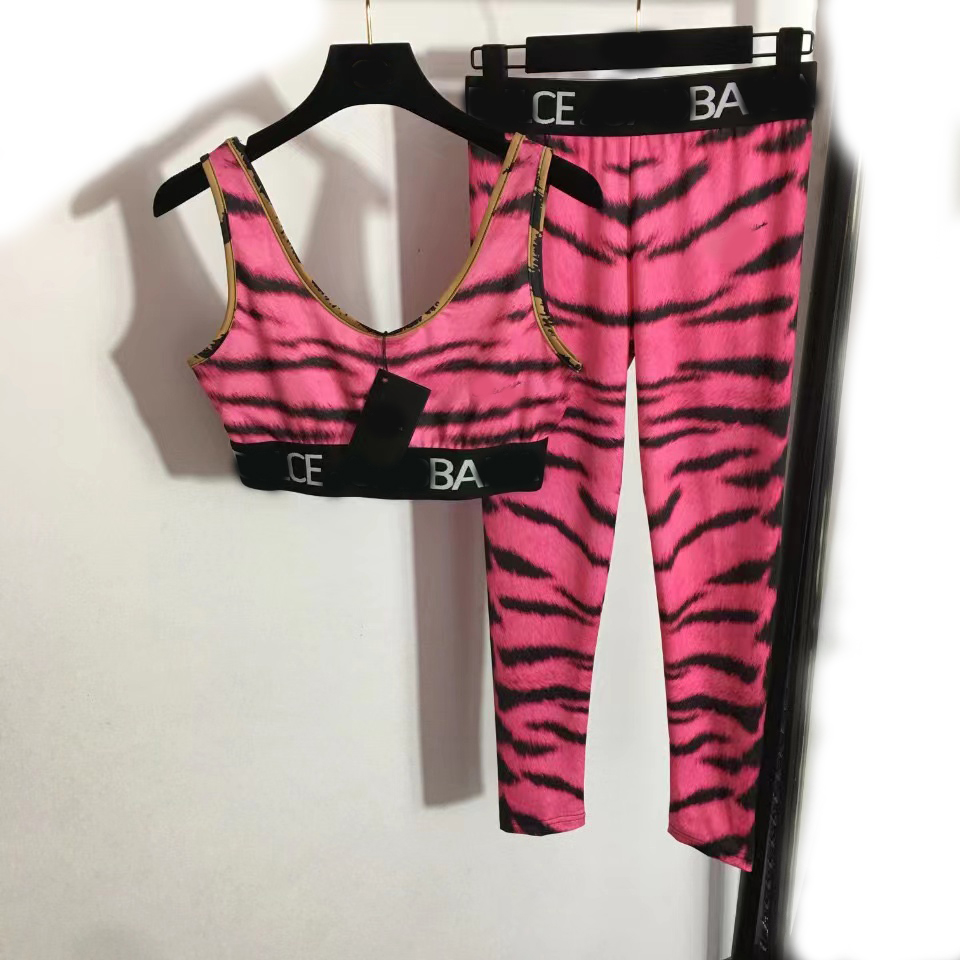 women's tracksuits summer Fashion Designer Womens Cotton Yoga Suit same sty Sportwear Fitness 1, Pink
women's tracksuits summer Fashion Designer Womens Cotton Yoga Suit same sty Sportwear Fitness 1, Pink
