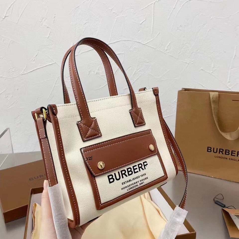 designer bags burbrerys 2022 new fashion versatile small womens foreign style single shoulder autumn and winter texture messenger advanced hand yzl, Sky blue
designer bags burbrerys 2022 new fashion versatile small womens foreign style single shoulder autumn and winter texture messenger advanced hand yzl, Sky blue
