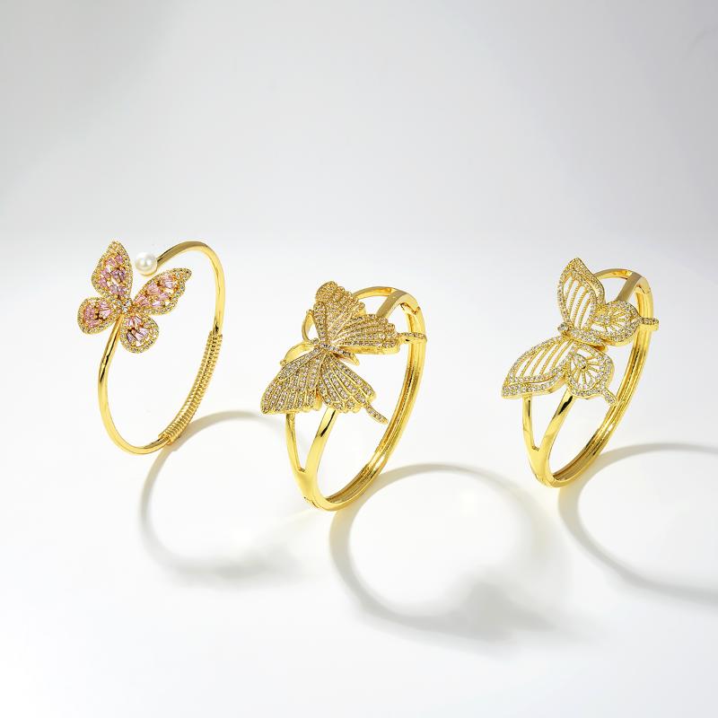 Bangle Luxury CZ Pave Zircon Gold-color Cuff Bangles For Women Girls Elegant Butterfly Shape Bracelet JewelryBangle
Bangle Luxury CZ Pave Zircon Gold-color Cuff Bangles For Women Girls Elegant Butterfly Shape Bracelet JewelryBangle