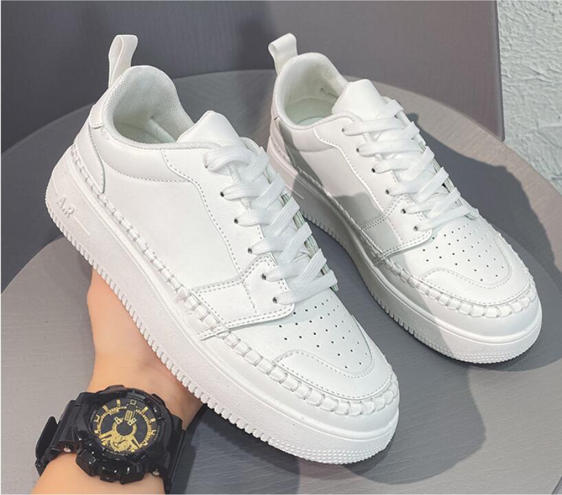 Classic Men Skateboarding Shoes For Women Jogging Walking Sports Shoes High-quality Street Style Athietic Leather Brand Sneakers, W3
Classic Men Skateboarding Shoes For Women Jogging Walking Sports Shoes High-quality Street Style Athietic Leather Brand Sneakers, W3