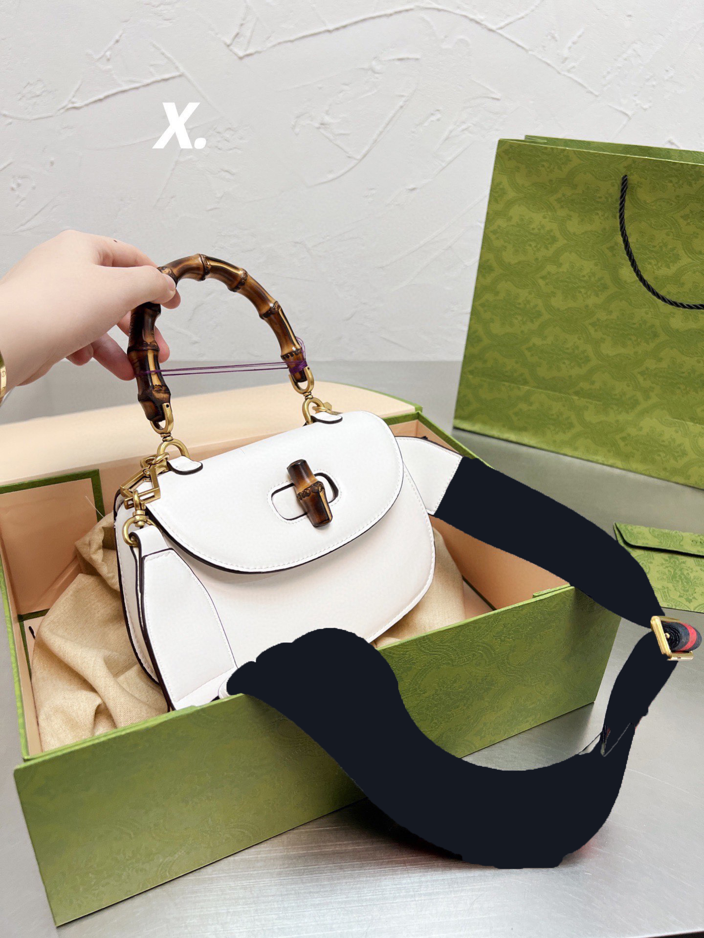 2022 Bamboo Handle Pouch Small Hand Bag Handbag Brown Female Mini Handbags Vintage Messenger Shoulder Flap Bags Clutch Women Wallet Green Strap Purse, Foam bag
2022 Bamboo Handle Pouch Small Hand Bag Handbag Brown Female Mini Handbags Vintage Messenger Shoulder Flap Bags Clutch Women Wallet Green Strap Purse, Foam bag