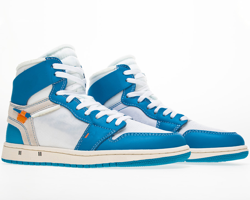 Brand Shoes OFF Jumpman 1 Retro High OG UNC WHITE Basketball Men/Women Outdoor Sneakers Sports Original
Brand Shoes OFF Jumpman 1 Retro High OG UNC WHITE Basketball Men/Women Outdoor Sneakers Sports Original