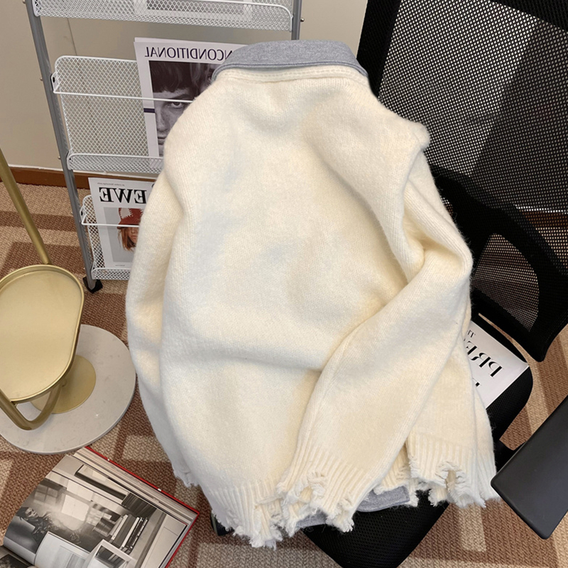 Ivory Outerwear Winter Womens Clothing Fashion Lazy Wind Vintage V Neck Contrasting Colors Splicing Knitting Long Sleeves Tops 220817