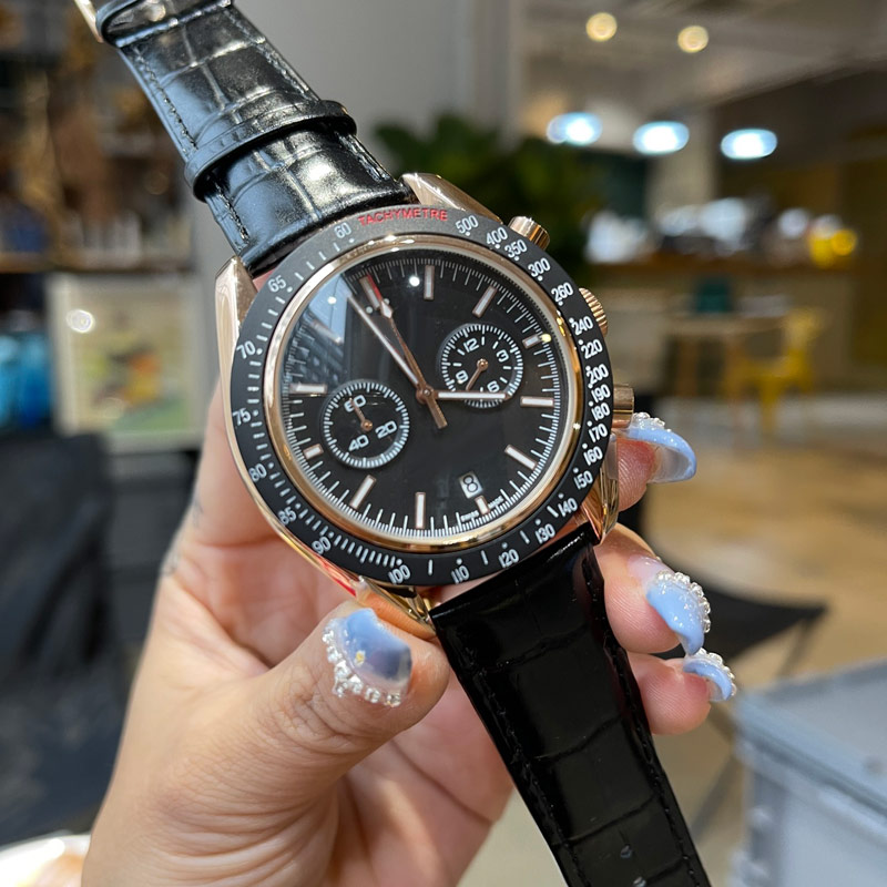 Sport Wristwatches men watch 42mm chronograph luxury mens watches Top brand stopwatch Moon Phase waterproof for man Christmas Father's Day Gift dropshipping
Sport Wristwatches men watch 42mm chronograph luxury mens watches Top brand stopwatch Moon Phase waterproof for man Christmas Father's Day Gift dropshipping