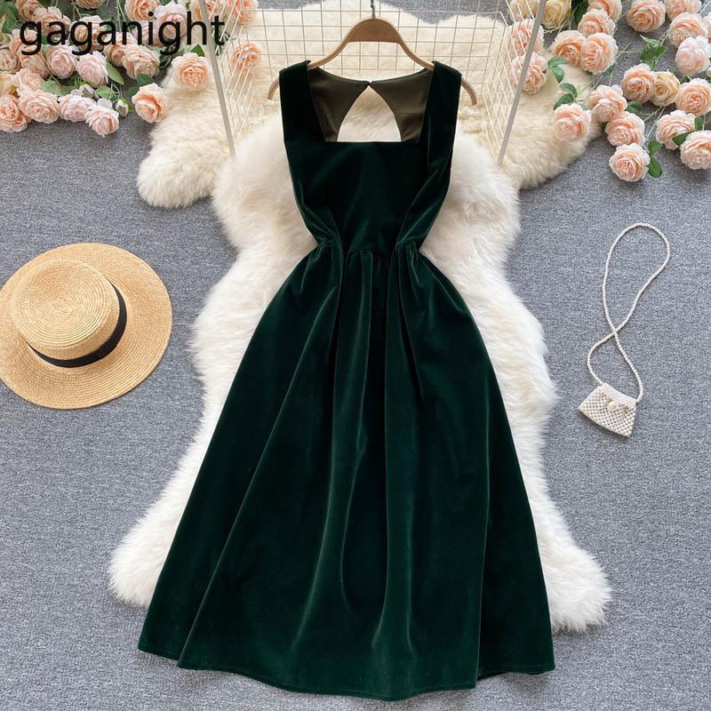 Casual Dresses Gaganight Women Retro Velvet Dress Female 2022 Autumn And Winter French Solid Elegant Hollow Back Sleeveless Long Vest, Green
Casual Dresses Gaganight Women Retro Velvet Dress Female 2022 Autumn And Winter French Solid Elegant Hollow Back Sleeveless Long Vest, Green