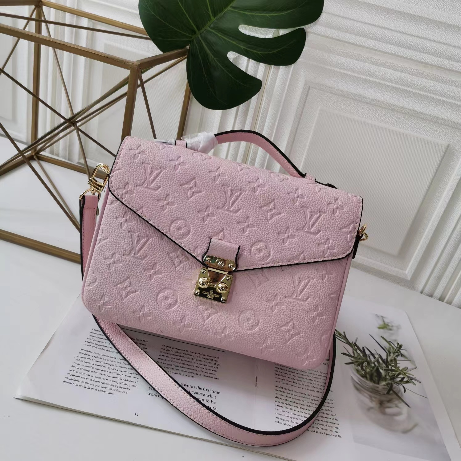 Louis Vuitton Bag collection Designer Fashion bag Shoulder bags Cross body handbag 20 new styles, True
Louis Vuitton Bag collection Designer Fashion bag Shoulder bags Cross body handbag 20 new styles, True