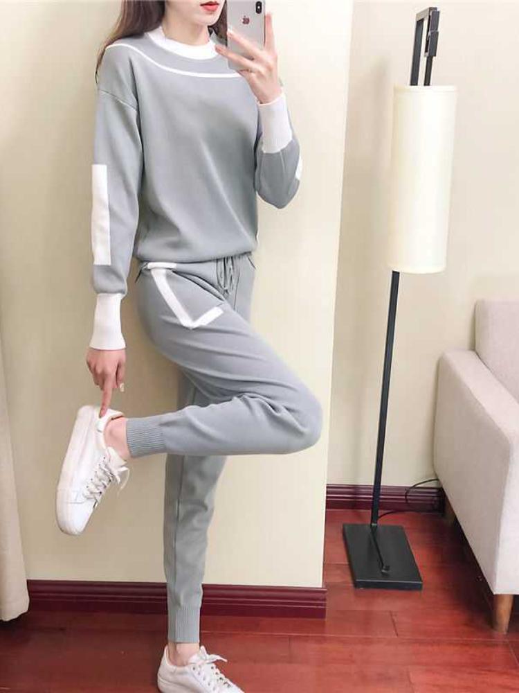 Women' Two Piece Pants Spring Autumn Fashion Casual Women' Sweatshirt Set Round Neck Thread Sweater Trousers Sets Womens OutifitsWomen, Black
Women' Two Piece Pants Spring Autumn Fashion Casual Women' Sweatshirt Set Round Neck Thread Sweater Trousers Sets Womens OutifitsWomen, Black