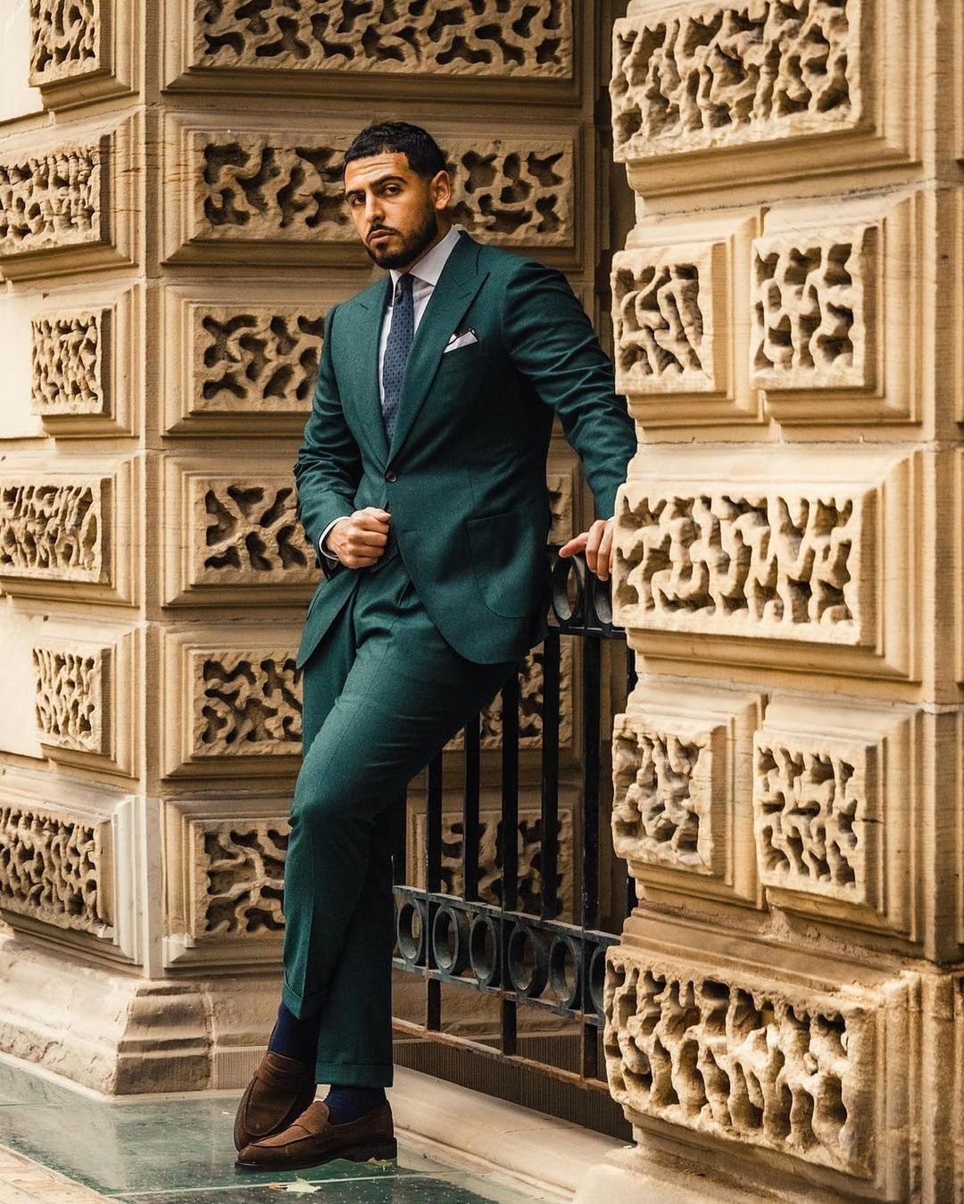 Business Suits Men Dark Green Tuxedos Two Button Groom Dinner Formal Evening Wedding Birthday Party Wear Blazer 2 Pieces