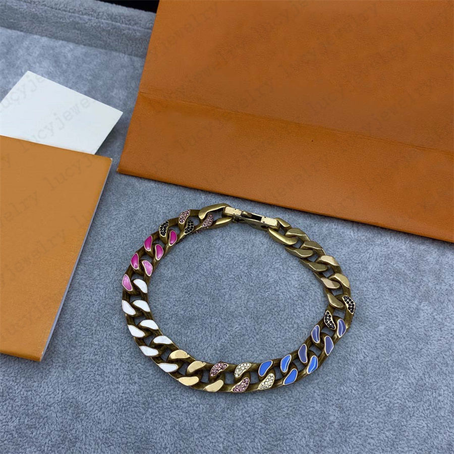 Fashion Bracelet Bangle Shining Cool Bracelets for Man Woman Chain Special Design Jewelry 6 Style Top Quality
Fashion Bracelet Bangle Shining Cool Bracelets for Man Woman Chain Special Design Jewelry 6 Style Top Quality