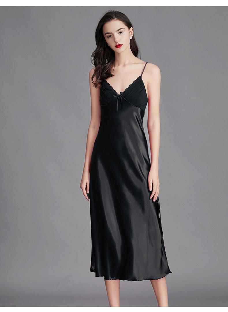 Women's Sleepwear Large Size Suspenders Pajamas Women Summer Ice Silk Nightdress Sexy Long Home WearWomen's 
Women's Sleepwear Large Size Suspenders Pajamas Women Summer Ice Silk Nightdress Sexy Long Home WearWomen's