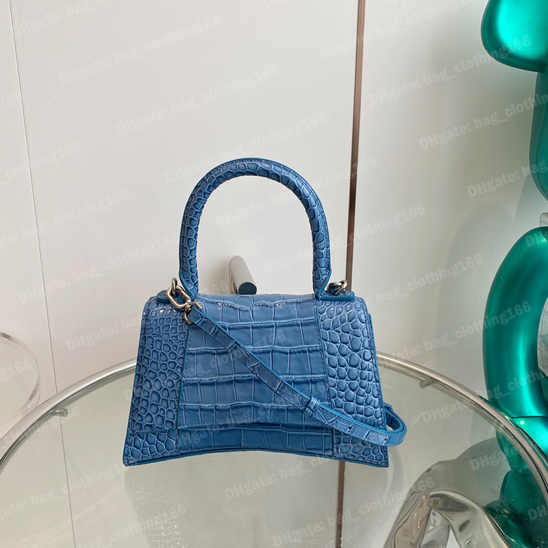 Designer Handbag Woman Bag Balencigas Crossbody Bags B logo hardware Crocodile Embossed Leather Top Handle Shoulder Bags Designers High Quality Purse, #12
Designer Handbag Woman Bag Balencigas Crossbody Bags B logo hardware Crocodile Embossed Leather Top Handle Shoulder Bags Designers High Quality Purse, #12