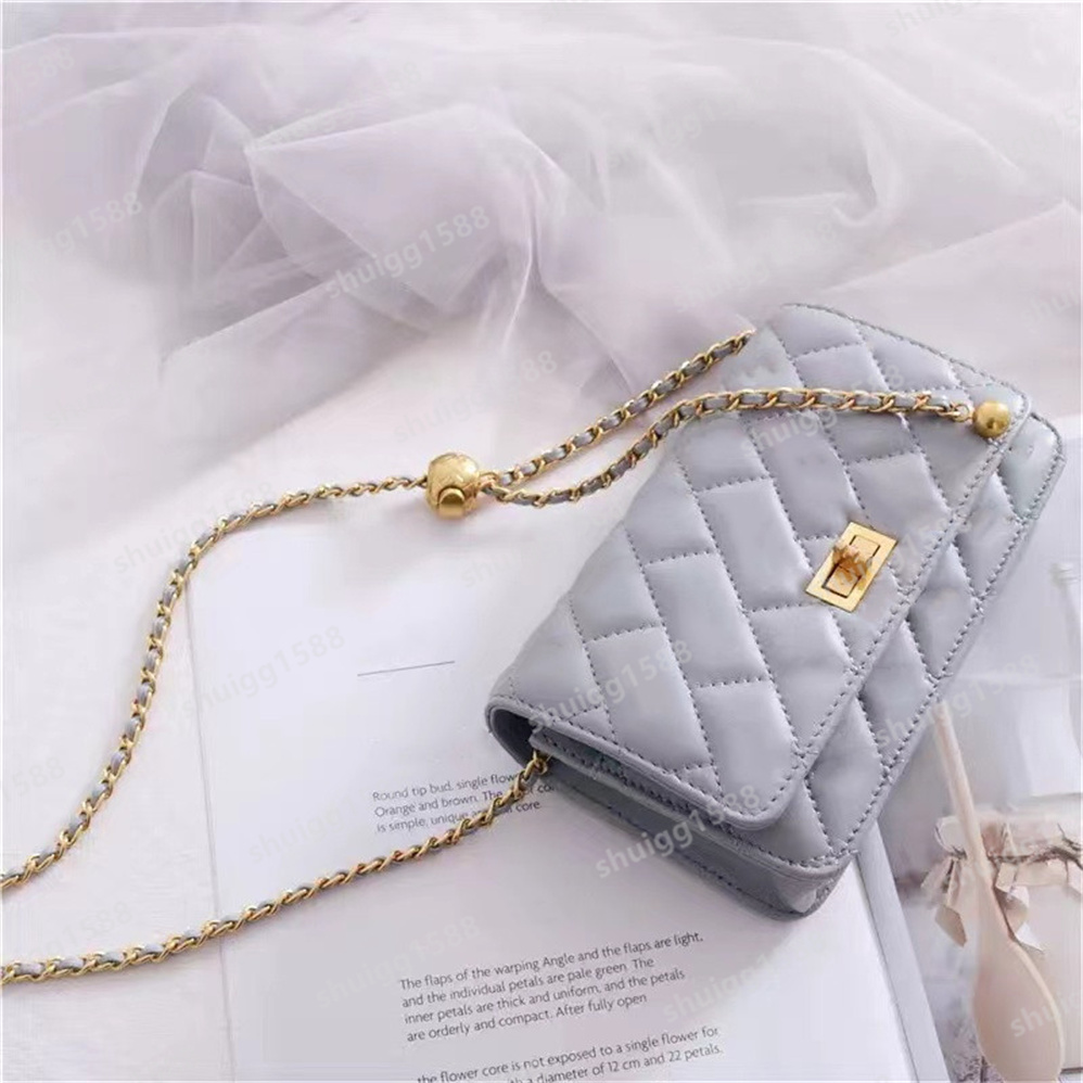 9A high women's handbag sheepskin handbag fashion gold chain flip wallet cross designer bag luxury waist Wallets, Yellow
9A high women's handbag sheepskin handbag fashion gold chain flip wallet cross designer bag luxury waist Wallets, Yellow