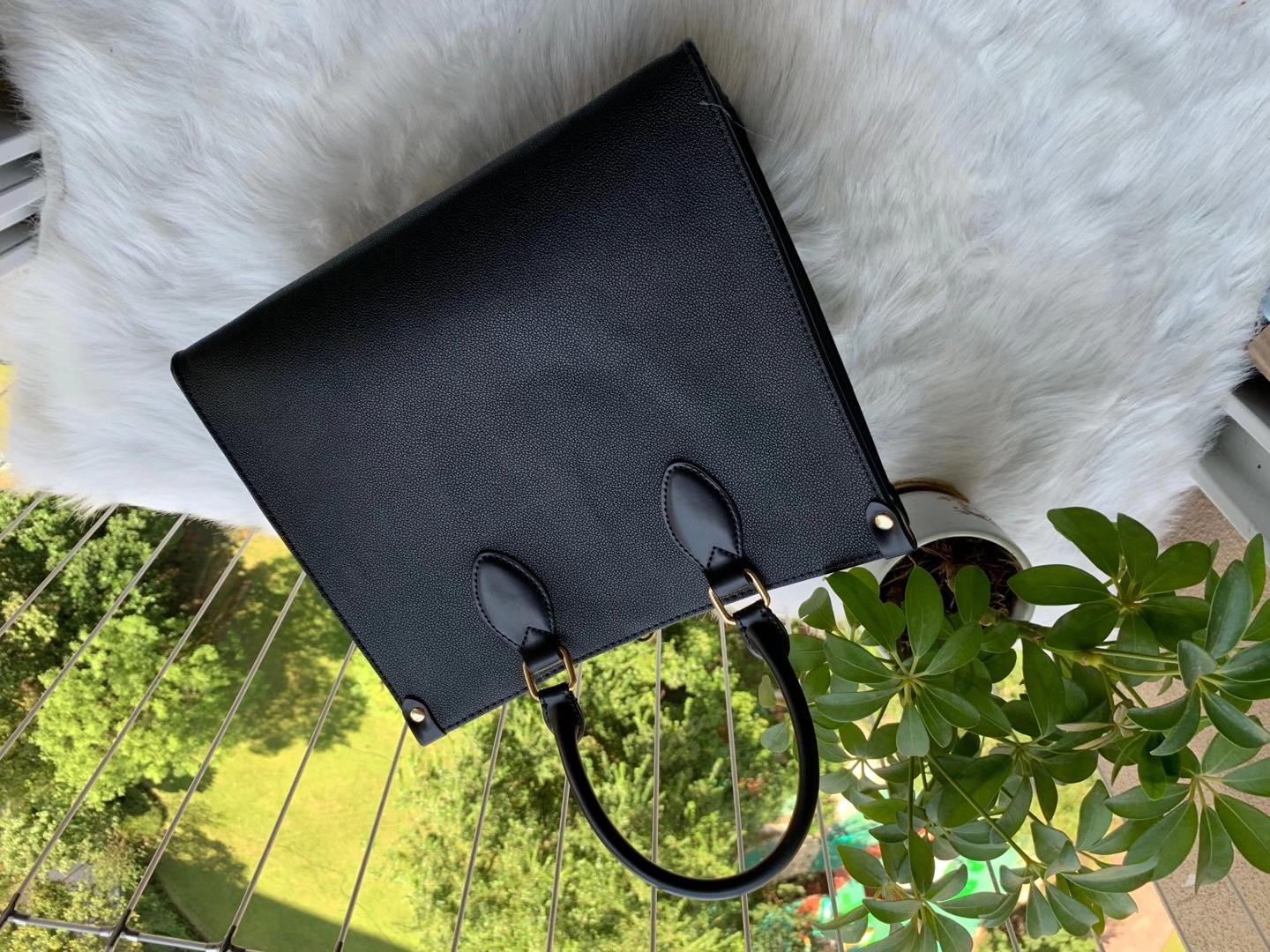 Women Leather Black Shoulder Bags Luxury Crossbody Bag Purse Lady Satchel Tote Handbags M45595 M44925, Brown
Women Leather Black Shoulder Bags Luxury Crossbody Bag Purse Lady Satchel Tote Handbags M45595 M44925, Brown