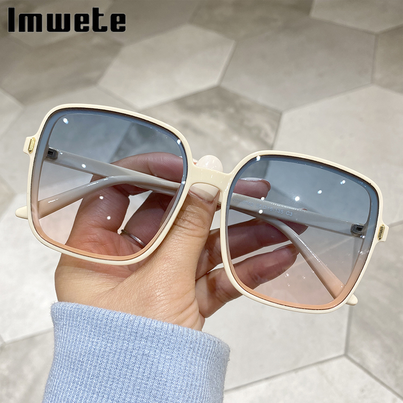 Oversized Sunglasses Women Luxury Designer Vintage Square Sun Glasses Classic Eyewear for Lady UV400 Big Frame
Oversized Sunglasses Women Luxury Designer Vintage Square Sun Glasses Classic Eyewear for Lady UV400 Big Frame