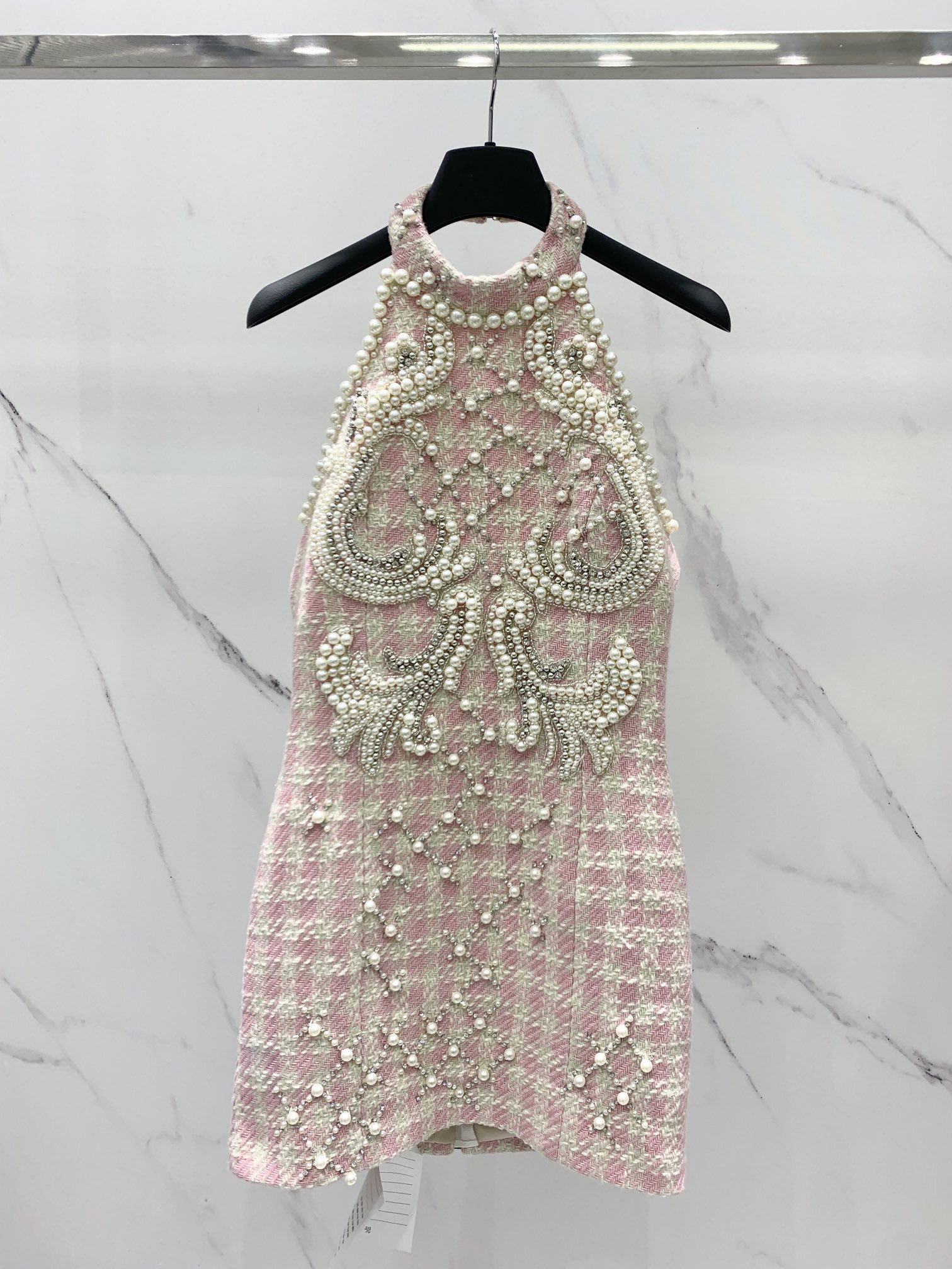 Balm2022 new sexy skirt openwork dinner dress autumn winter ladies classic designer fashion high quality spring houndstooth pearl tweed skirt birthday gift, Pink
Balm2022 new sexy skirt openwork dinner dress autumn winter ladies classic designer fashion high quality spring houndstooth pearl tweed skirt birthday gift, Pink