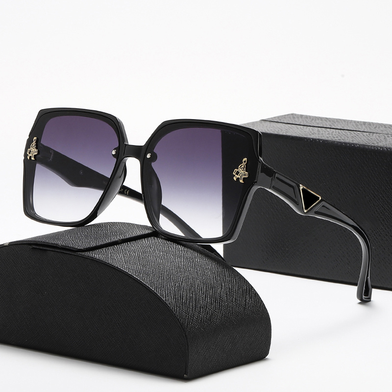 For Women Fashion Sunglasses Quality Designer Sunglasses Retro Polarized Beach Glasses
For Women Fashion Sunglasses Quality Designer Sunglasses Retro Polarized Beach Glasses