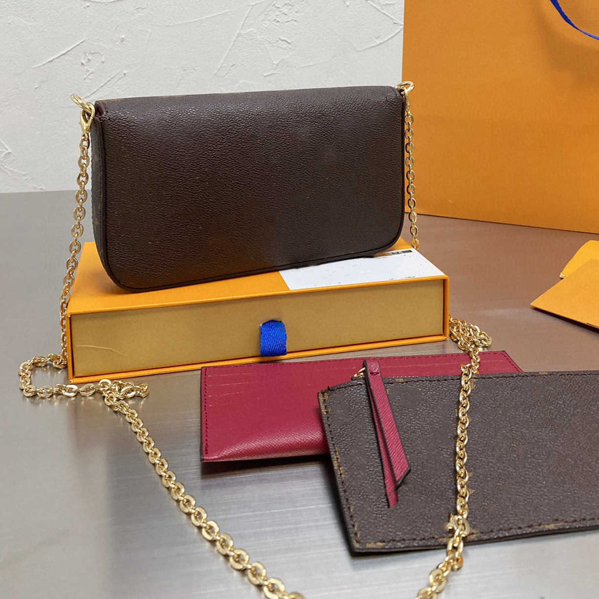 Three-piece handbag cossbody bags shoulder wallet Luxurys Top designers Lady high Quality Women handbag Fashion handbags mother classic Artwork, Box
Three-piece handbag cossbody bags shoulder wallet Luxurys Top designers Lady high Quality Women handbag Fashion handbags mother classic Artwork, Box