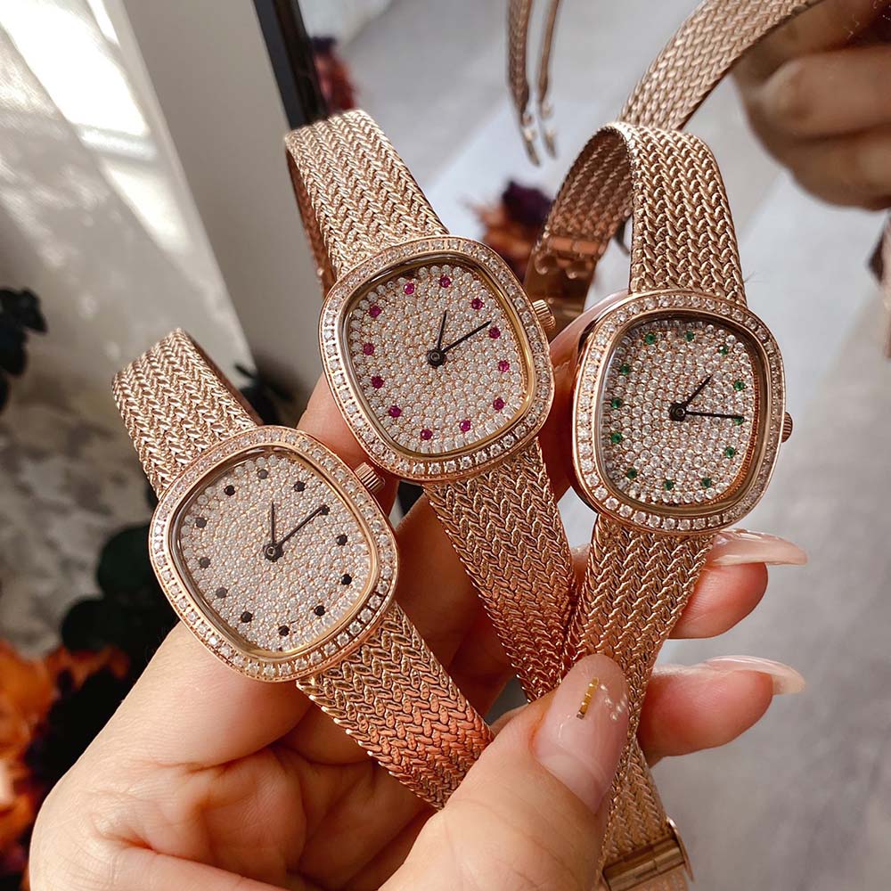 Ladies Antique Watch Full Of Diamond Dial Unique Retro Style Quartz Movement Watches 29.6x26.6mm Fashion Business Wristwatch Montre de Luxe, Rose gold 1
Ladies Antique Watch Full Of Diamond Dial Unique Retro Style Quartz Movement Watches 29.6x26.6mm Fashion Business Wristwatch Montre de Luxe, Rose gold 1