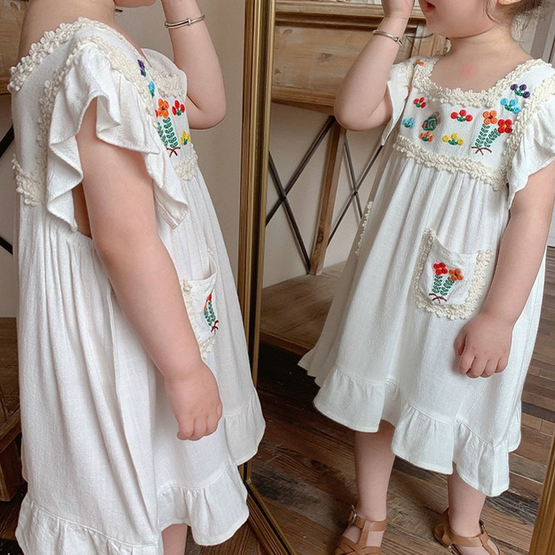 Girls Flower Embroidered Dress Summer Retro Flying Sleeve Princess Dresses 37 Years Children Casual Clothes Fashion vestidos 220707