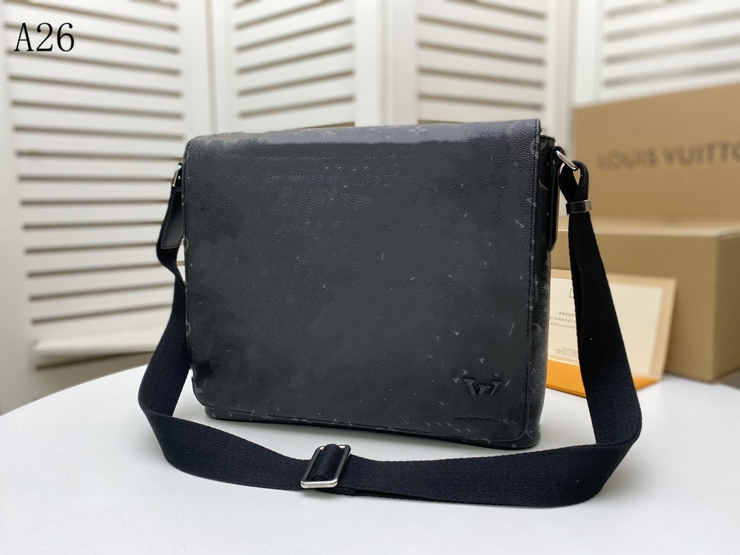Women Luxurys Designers Bags 2021 Men purses Classic Style Fashion bag men's messenger bagss sacoche pouch, Black grid
Women Luxurys Designers Bags 2021 Men purses Classic Style Fashion bag men's messenger bagss sacoche pouch, Black grid