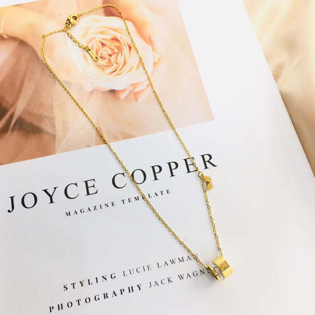 Designer Branded 18K Gold Plated Stainless Steel Necklace Fashion Women Necklaces Choker Letter Pendant Chain Crystal Statement Wedding Jewelry ZG1627
Designer Branded 18K Gold Plated Stainless Steel Necklace Fashion Women Necklaces Choker Letter Pendant Chain Crystal Statement Wedding Jewelry ZG1627