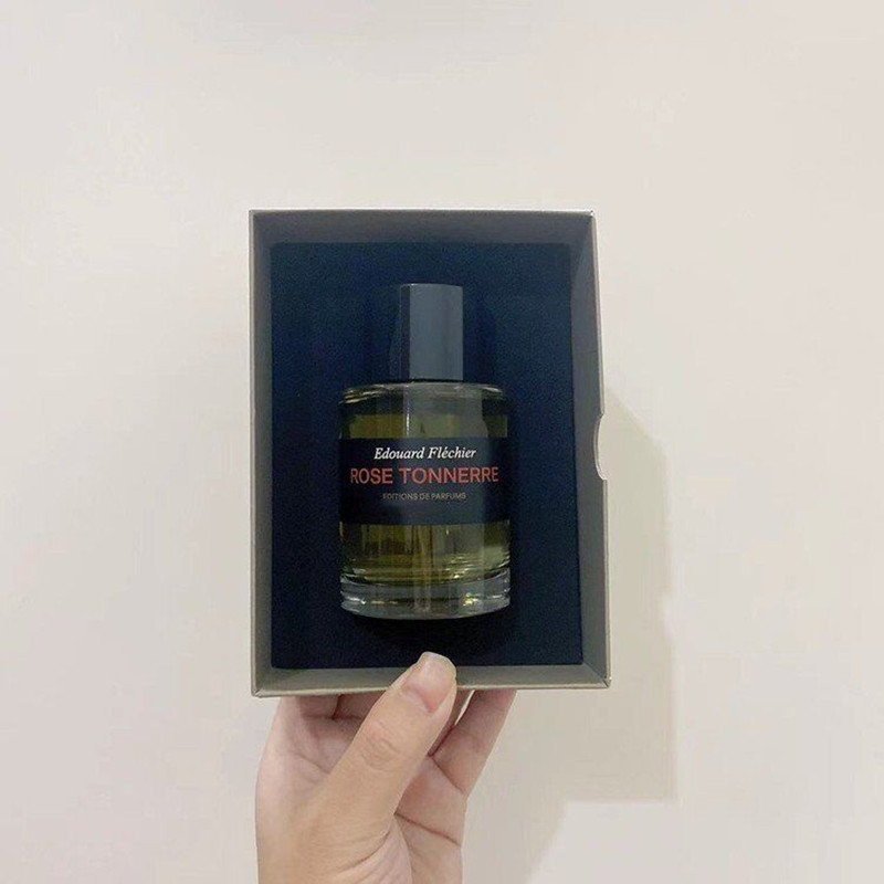 Woman Perfume 100ml Une Rose En Passant Portrait of a Lady Fragrance Editions De Parfums Long Lasting Good Smell Floral Spray Cologne
Woman Perfume 100ml Une Rose En Passant Portrait of a Lady Fragrance Editions De Parfums Long Lasting Good Smell Floral Spray Cologne