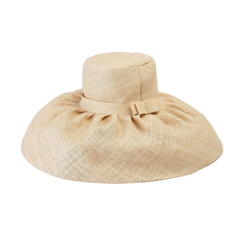 Wide Brim Hats Retro Hepburn Style Raffia Fabric Bow Big Top Hat Ladies Catwalk Fashion Party Straw HatWide, Beige
Wide Brim Hats Retro Hepburn Style Raffia Fabric Bow Big Top Hat Ladies Catwalk Fashion Party Straw HatWide, Beige