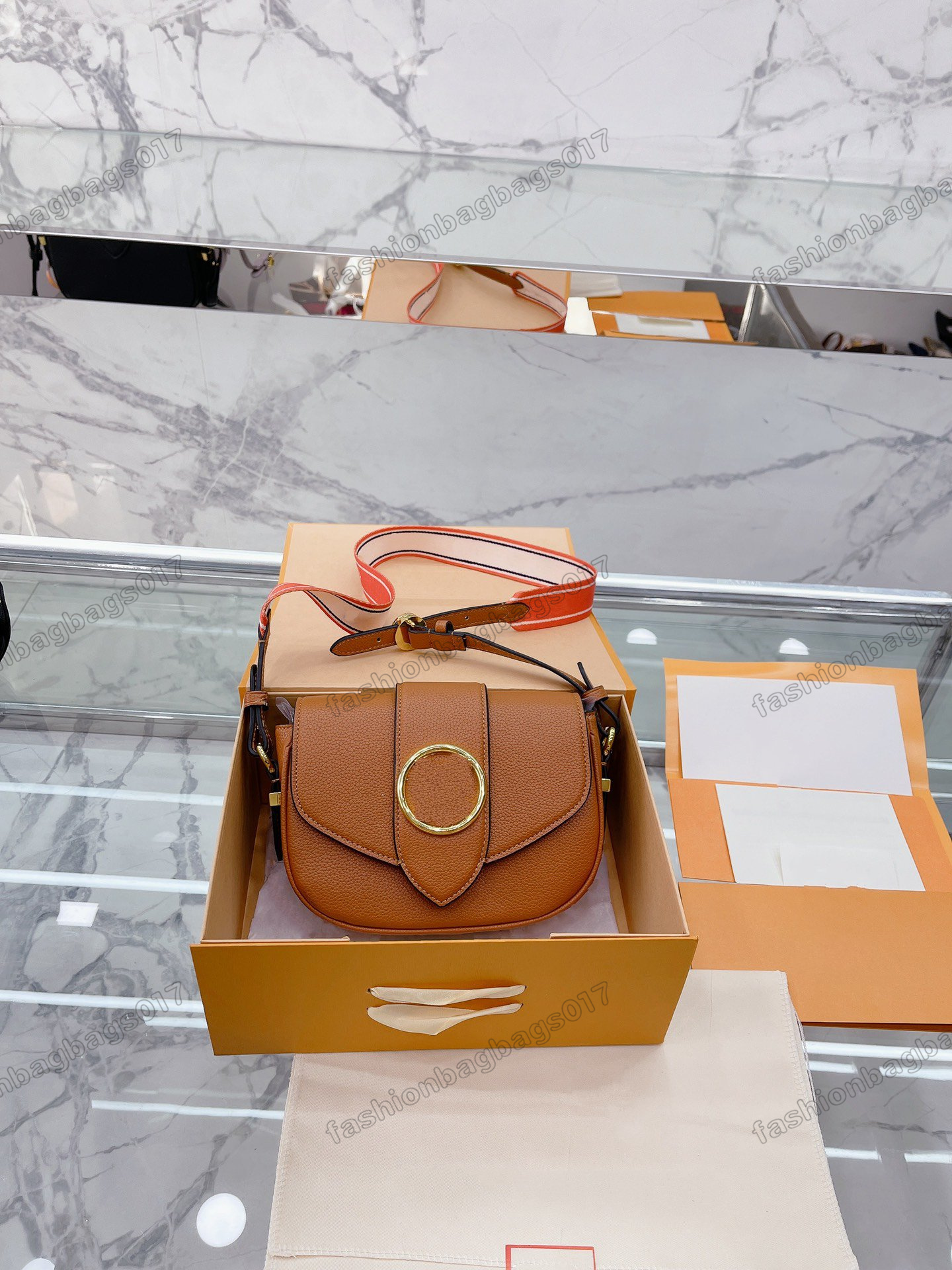 2022 Fashion PONT 9 SOFT MM PM Designer Women Bag Two-Color Strap Cross-Body Clutch Purse Handbag Shoulderbag M58967
2022 Fashion PONT 9 SOFT MM PM Designer Women Bag Two-Color Strap Cross-Body Clutch Purse Handbag Shoulderbag M58967