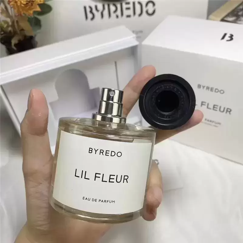 100ml Man and Woman Perfume Fragrance Byredo LIL FLEUR High Quality Durable Fragrance With Fast Ship 3.4oz Incense 01551-PARIS 59772-PARIS
100ml Man and Woman Perfume Fragrance Byredo LIL FLEUR High Quality Durable Fragrance With Fast Ship 3.4oz Incense 01551-PARIS 59772-PARIS