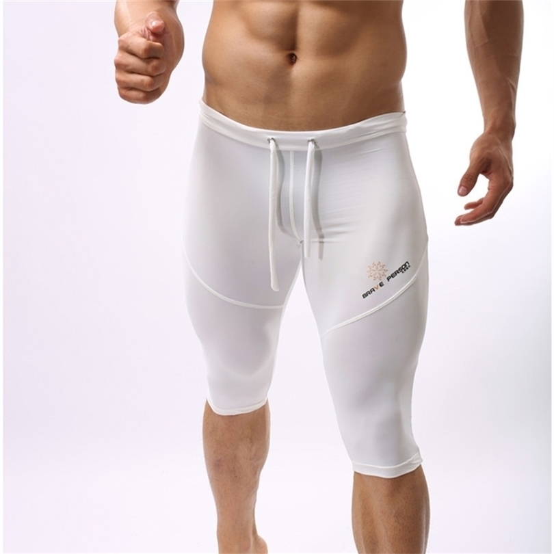 BRAVE PERSON Summer Style Breathable Mesh Men Tight casual Shorts Bodybuilding splid Mesh Shorts sexy Transparent Fitness shorts T200512