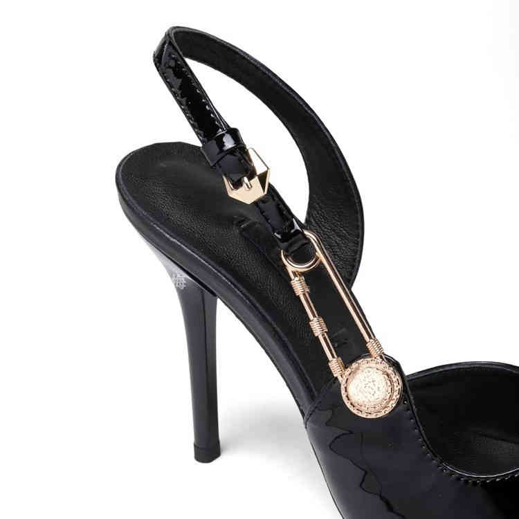 Sandals women's high heels 2022 Medusa summer new shallow mouth pointed pin belt buckle thin heel Rhinestone fashion shoes list, Patent leather black
Sandals women's high heels 2022 Medusa summer new shallow mouth pointed pin belt buckle thin heel Rhinestone fashion shoes list, Patent leather black