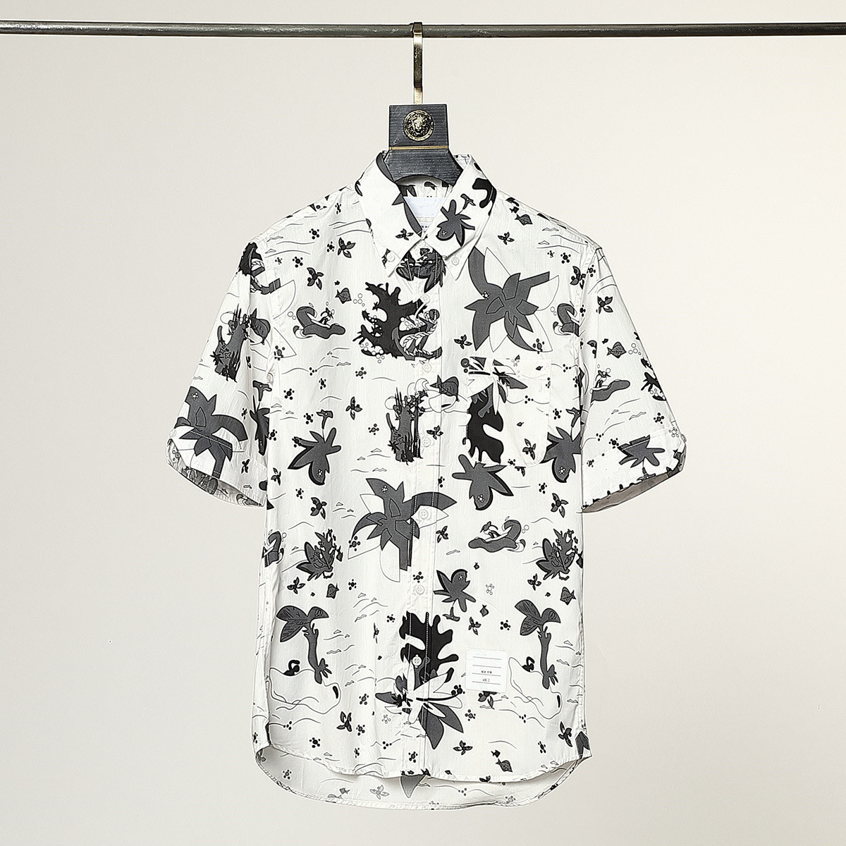 TB Men's T-Shirts Shirt Summer New Short Sleeve Beach Vacation Lapel Floral Cotton Blended Jacket Couple Half Jacket #M-XXL, White
TB Men's T-Shirts Shirt Summer New Short Sleeve Beach Vacation Lapel Floral Cotton Blended Jacket Couple Half Jacket #M-XXL, White
