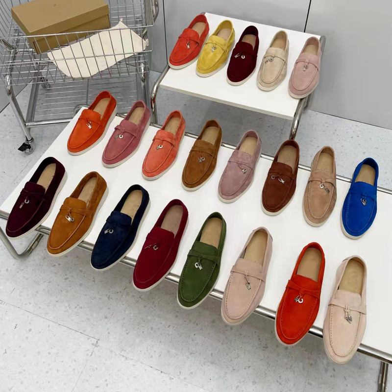 Luxury Designer Velvety Leather Mens Loro Dress Shoes British Style Spring And Autumn Women Lazy Loafers Summer Walk Flats Shoe 35-45, Box
Luxury Designer Velvety Leather Mens Loro Dress Shoes British Style Spring And Autumn Women Lazy Loafers Summer Walk Flats Shoe 35-45, Box